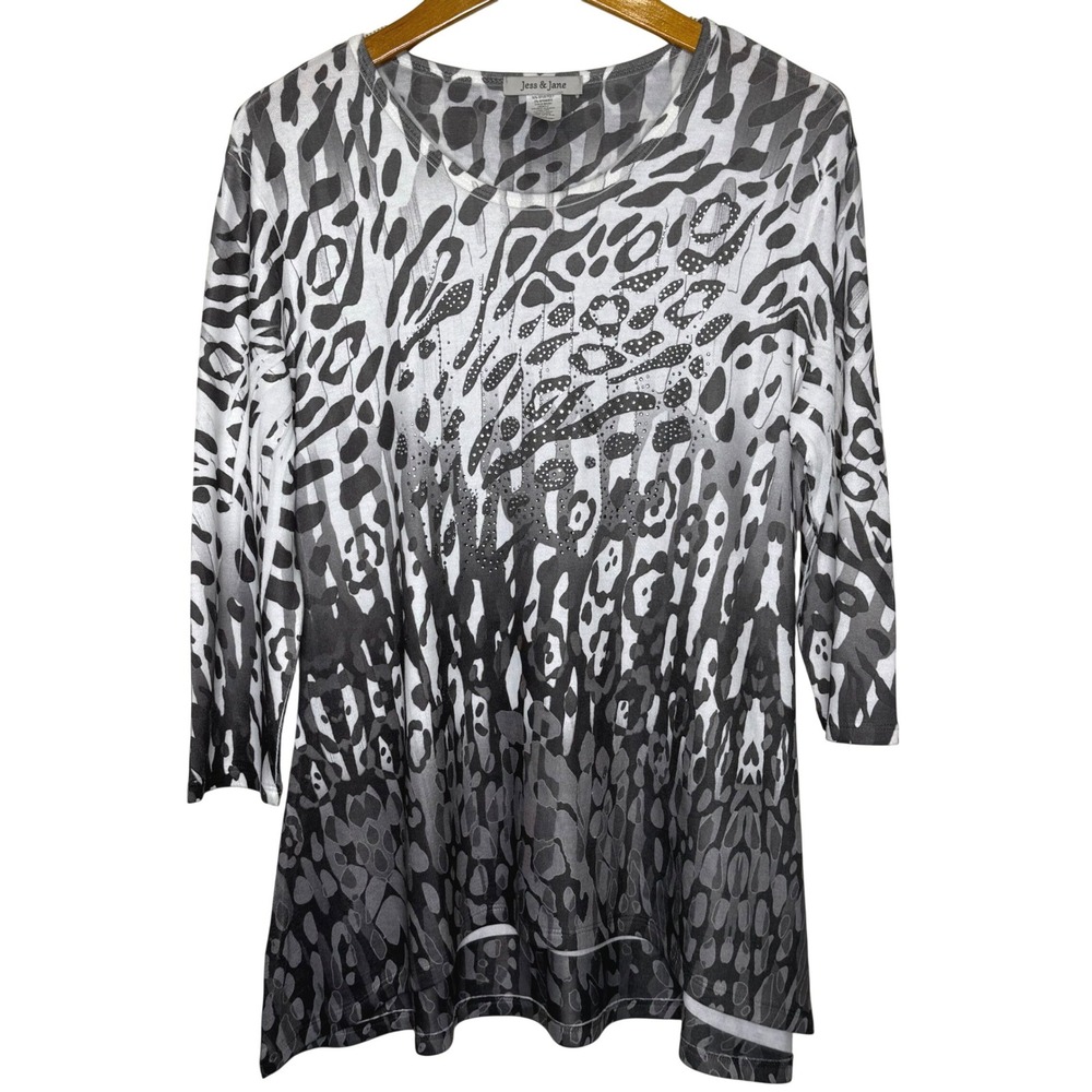 Jess & Jane Rhinestone Front Black Cheetah Print Top PS‎